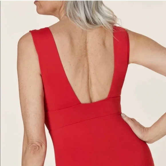 Andie Swim The Mykonos—Flat in Cherry Red XS